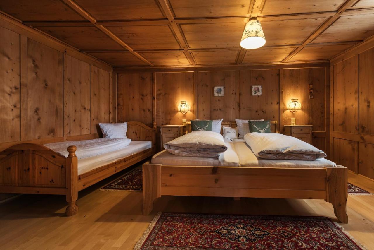 Gasthaus Kreuz Schruns Exteriör bild