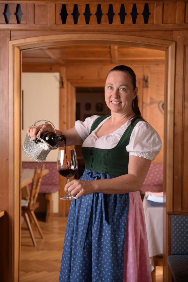 Gasthaus Kreuz Schruns Exteriör bild